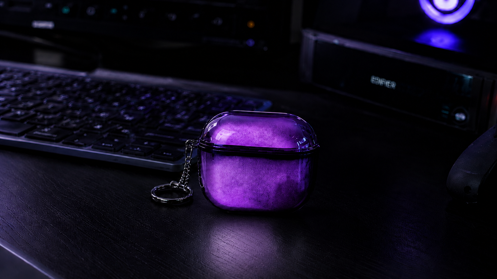 NYVORA Glow Case